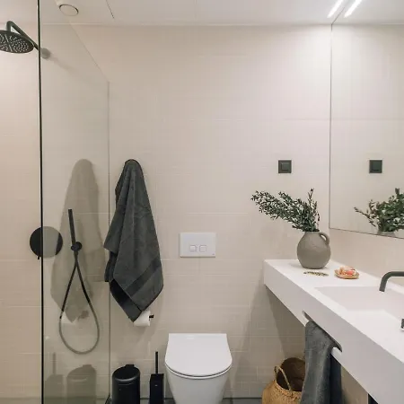 Apartman Galapos - 2 Bedrooms And Parking In Santo Antonio *